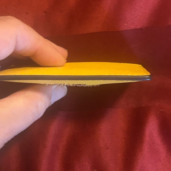 Kate Spade Vibrant Yellow Card Holder - Picture 8 of 8